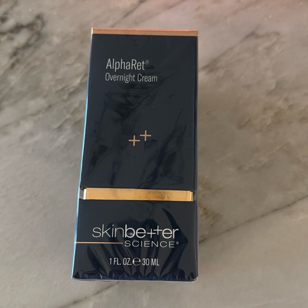 alpharet overnight cream by skinbetter